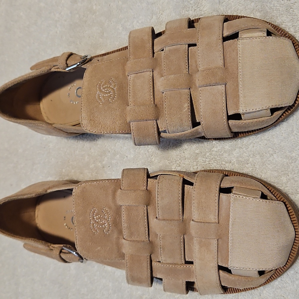 CHANEL Beige Suede Woven Slingback Flats with CC Logo Sz 7